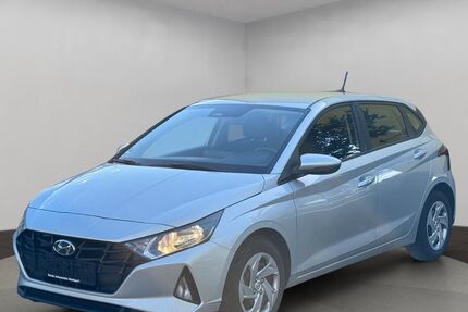 Hyundai i20 68.000 km 11.999 &euro; Stuttgart 70374