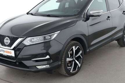 Nissan Qashqai 17.885 km 16.350 € Stuttgart 70195
