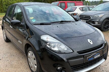 Renault Clio 150.000 km 3.999 &euro; Renningen 71272