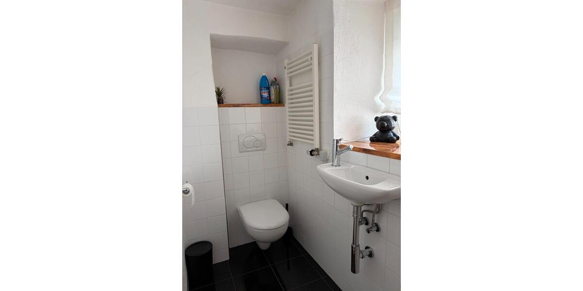 Einfamilienhaus Neuhausen - 4 Zimmer, 114 m&sup2;, 1.350&euro; | Angebot:27620328