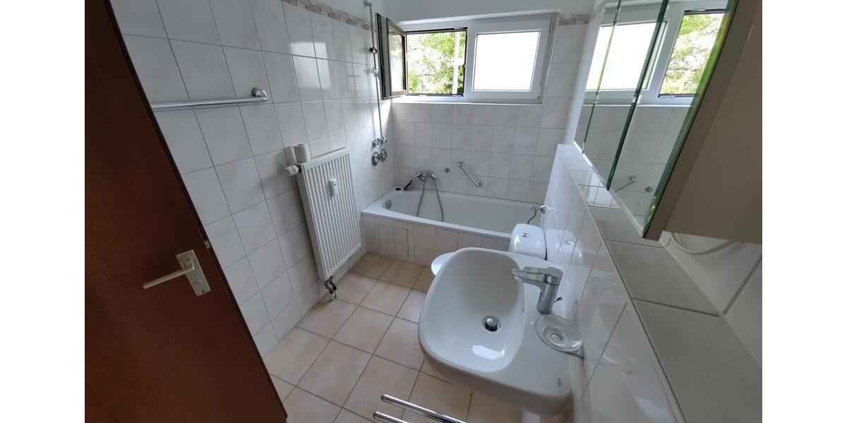 Erdgeschoßwohnung Reutlingen - 3 Zimmer, 81 m&sup2;, 308.000&euro; | Angebot:27593557