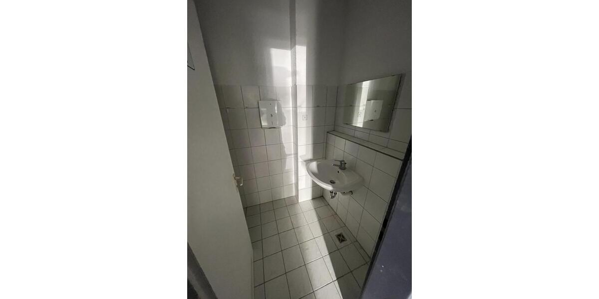 Gewerbeobjekt Ditzingen - 2.600&euro; | Angebot:25602638