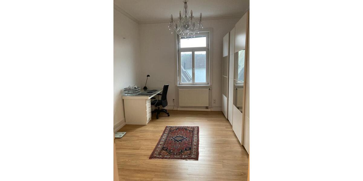 Dachgeschoßwohnung Stuttgart Lehen - 3 Zimmer, 84 m&sup2;, 1.450&euro; | Angebot:25806194
