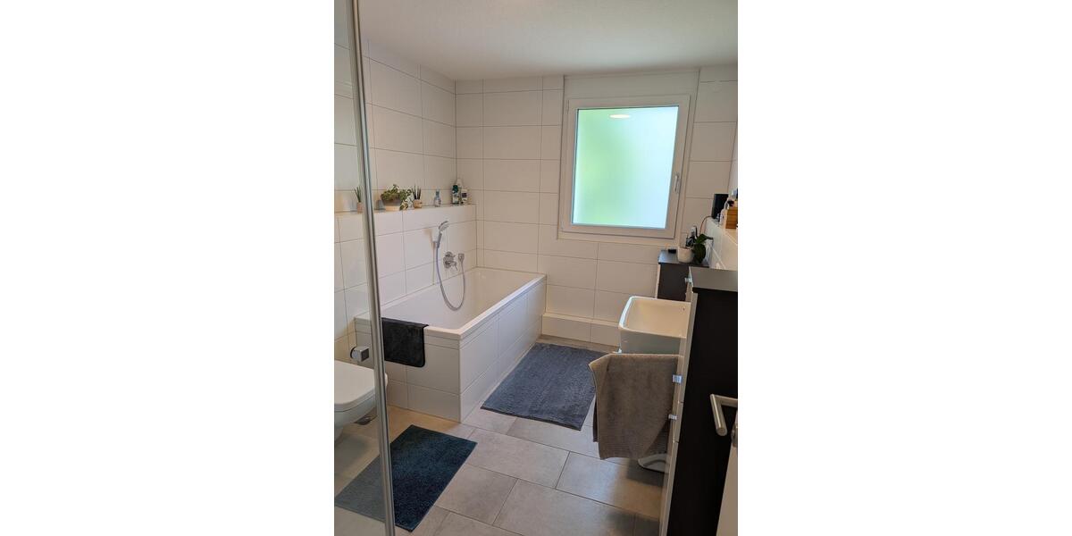 Etagenwohnung Sachsenheim - 4 Zimmer, 85 m&sup2;, 1.190&euro; | Angebot:26464809