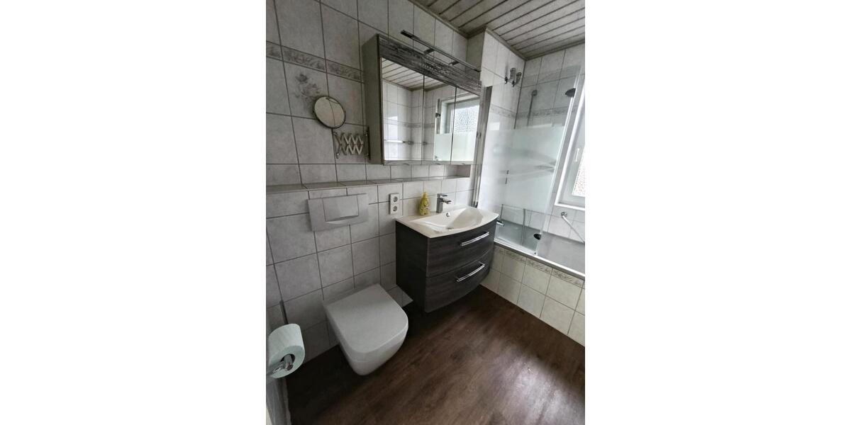 Etagenwohnung Niefern-Öschelbronn Öschelbronn - 3 Zimmer, 72 m&sup2;, 268.000&euro; | Angebot:26603707