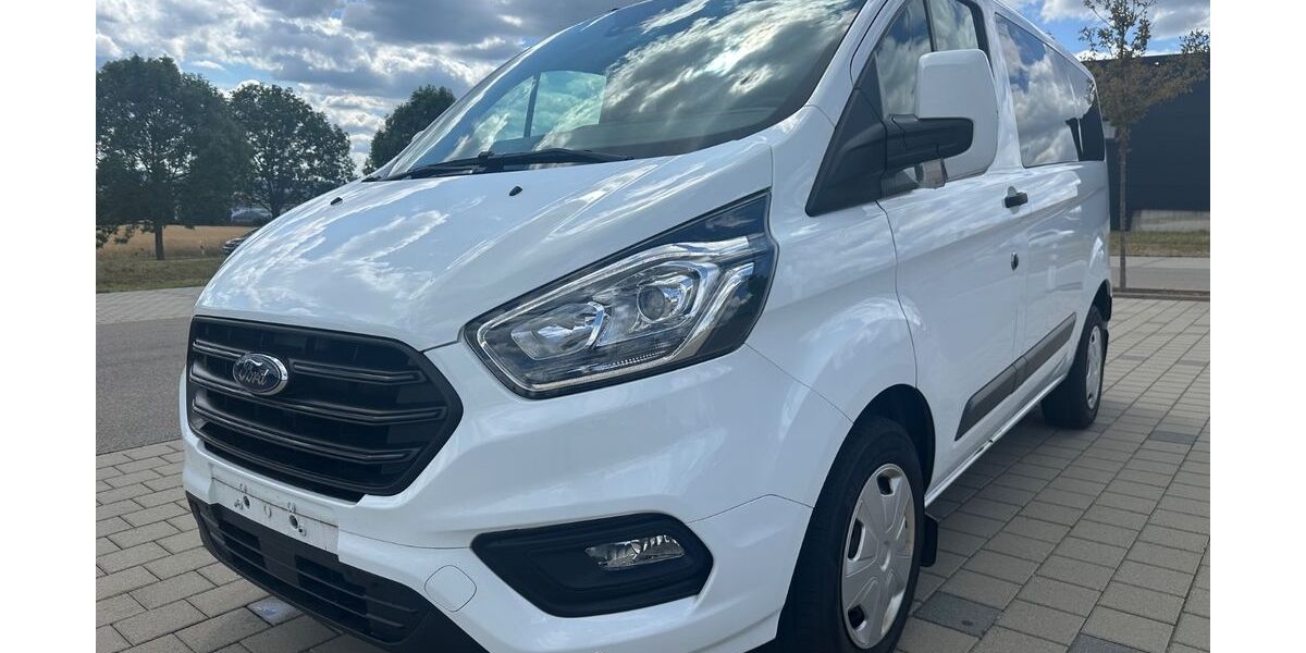 Ford Tourneo Custom 181.623 km 17.999 &euro; Schönaich 71101