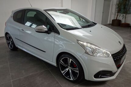 Peugeot 208 106.000 km 8.500 &euro; Mühlacker 75417