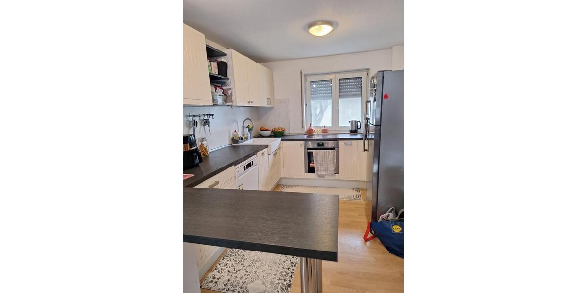 Etagenwohnung Asperg - 3 Zimmer, 73 m&sup2;, 820&euro; | Angebot:24690415