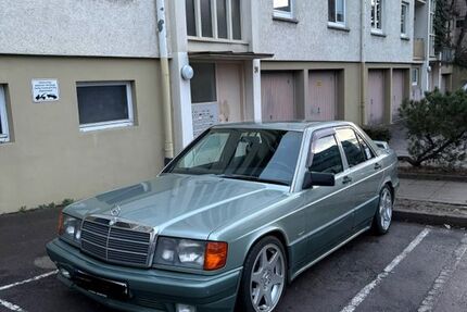 Mercedes-Benz 190 136.900 km 15.000 &euro; Stuttgart 70191