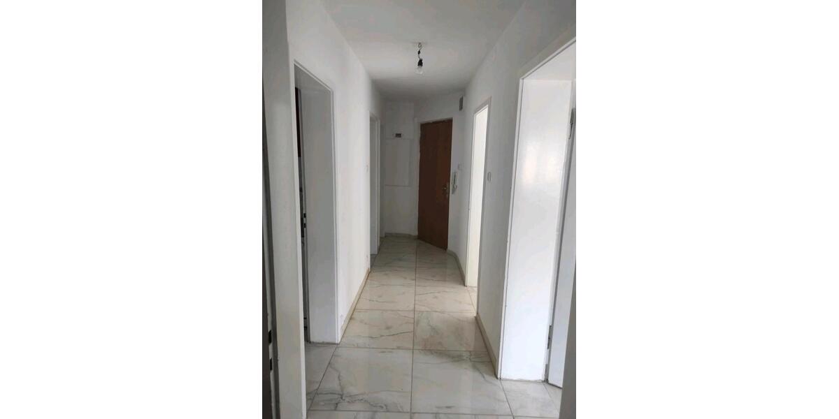Hochparterre Esslingen am Neckar Pliensauvorstadt - 3 Zimmer, 65 m&sup2;, 1.200&euro; | Angebot:27589504