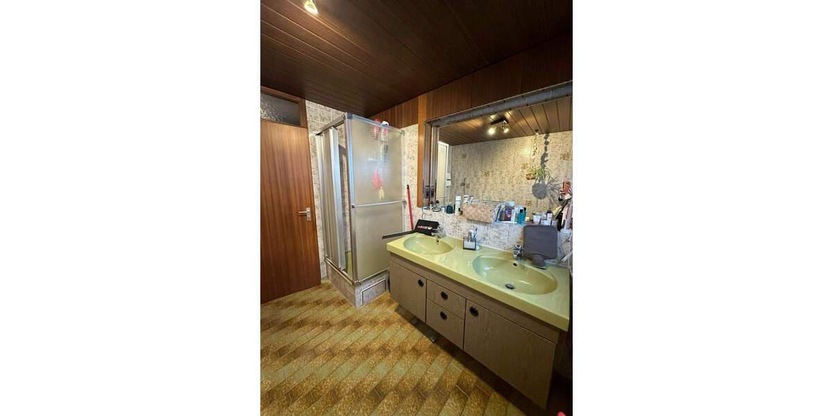 Mehrfamilienhaus, Wohnhaus Filderstadt Plattenhardt - 5 Zimmer, 139 m&sup2;, 440.000&euro; | Angebot:25737698