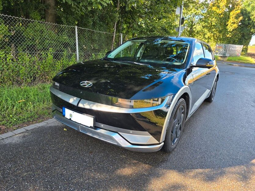 Hyundai IONIQ 5 89.000 km 25.200 € Stuttgart 70439