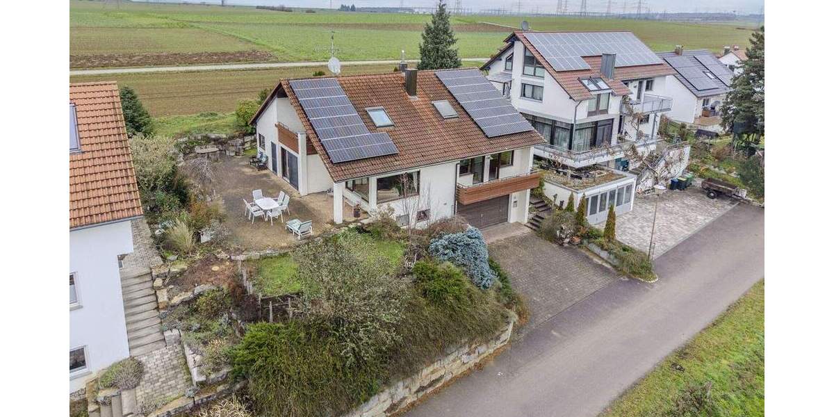 Einfamilienhaus Markgröningen / Schönbühlhof Schönbühlhof - 7 Zimmer, 227 m&sup2;, 749.000&euro; | Angebot:24452604