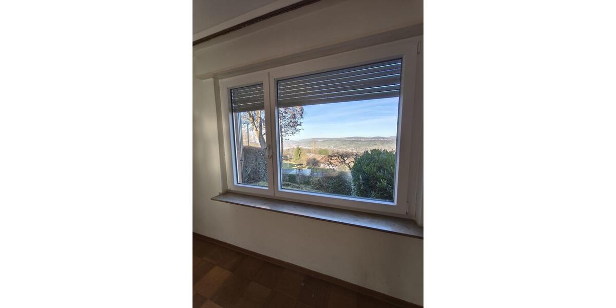 Doppelhaushälfte Ostfildern - 5.5 Zimmer, 135 m&sup2;, 1.850&euro; | Angebot:24371025