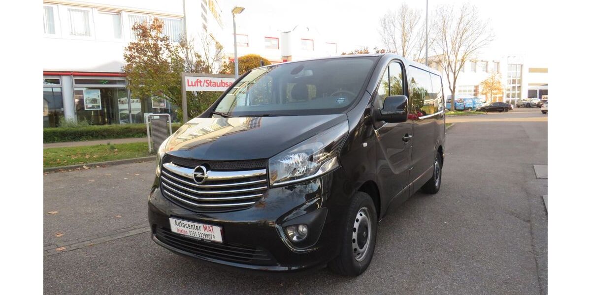 Opel Vivaro 99.000 km 18.950 &euro; Fellbach 70736