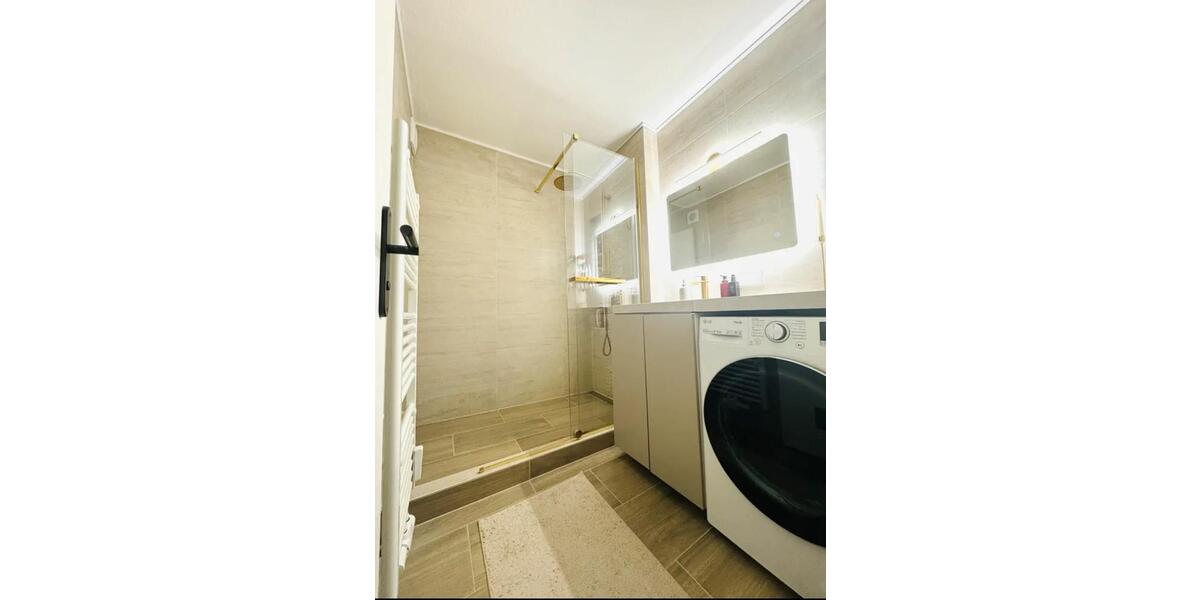 Mehrfamilienhaus, Wohnhaus Sindelfingen Sindelfingen (Stadt) - 3.5 Zimmer, 89 m&sup2;, 390.000&euro; | Angebot:25085453