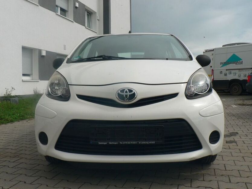 Aygo (X)