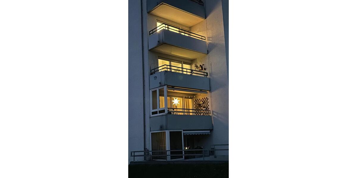 Etagenwohnung Leonberg - 3.5 Zimmer, 86 m&sup2;, 1.290&euro; | Angebot:26478731