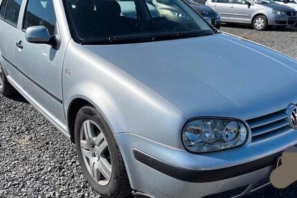 VW Golf 175.600 km 2.299 &euro; Nagold 72202