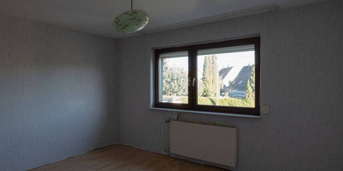 Doppelhaushälfte Sindelfingen Mitte - 6 Zimmer, 104 m&sup2;, 520.000&euro; | Angebot:26819213