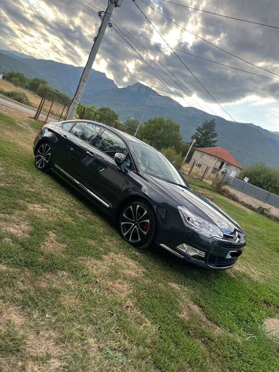 Citroen C5 160.000 km 6.800 € Stuttgart 70439