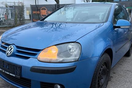 VW Golf 125.000 km 2.490 &euro; MÖGLINGEN 71696
