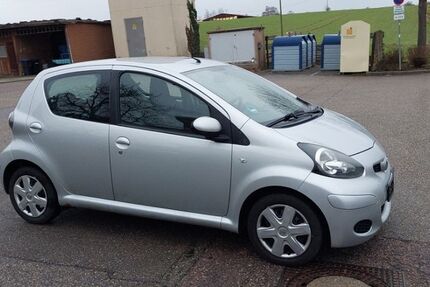 Toyota Aygo (X) 122.681 km 2.999 € Leonberg Gebersheim 71229