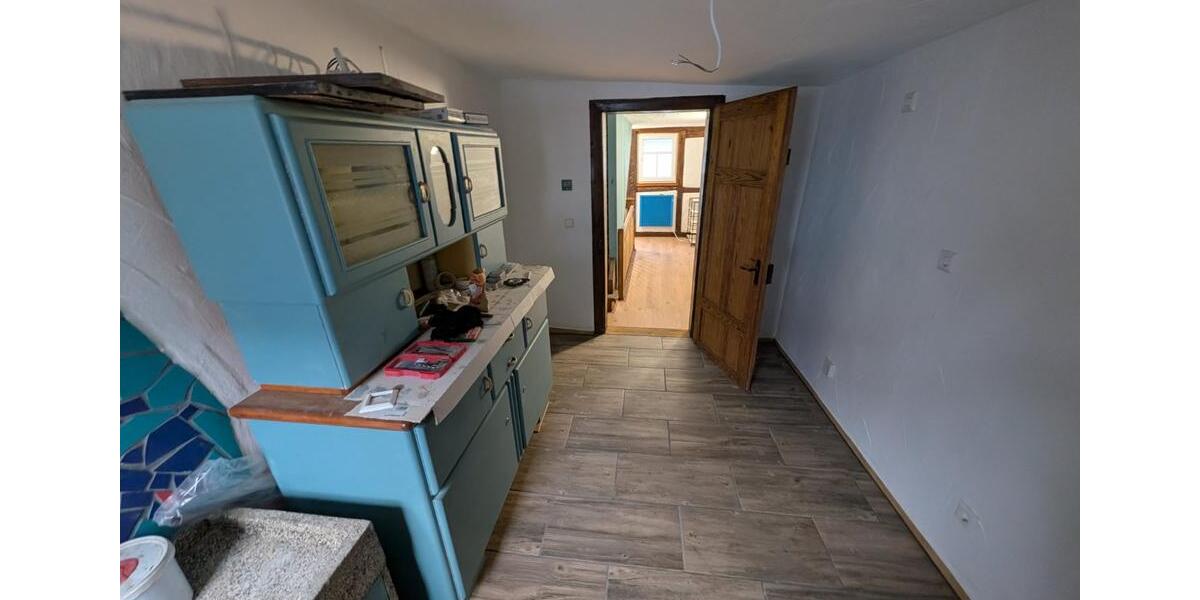 Bauernhaus, Landhaus Rottenburg am Neckar - 7 Zimmer, 200 m&sup2;, 1.750&euro; | Angebot:24371016