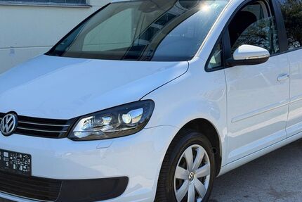 VW Touran 166.000 km 7.250 &euro; Sindelfingen/Stuttgart 71069