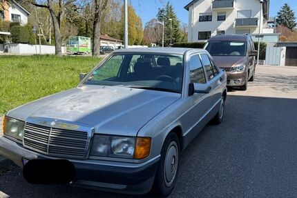 Mercedes-Benz 190 150.000 km 3.900 &euro; Stuttgart 70374