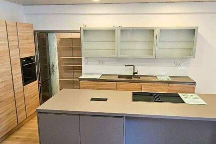 Wohnung Esslingen Stadtmitte - 5 Zimmer, 153 m&sup2;, 589.000&euro; | Angebot:24368634