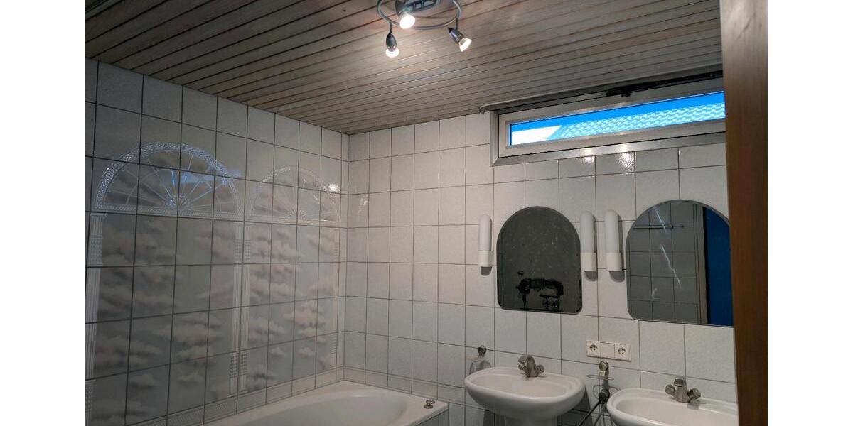 Erdgeschoßwohnung Jettingen - 3.5 Zimmer, 100 m&sup2;, 1.250&euro; | Angebot:26223622