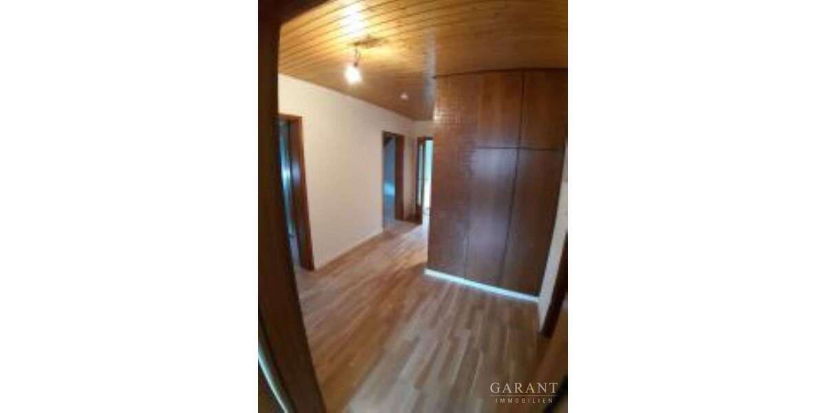 Etagenwohnung Bad Liebenzell - 3 Zimmer, 89 m&sup2;, 850&euro; | Angebot:27648681