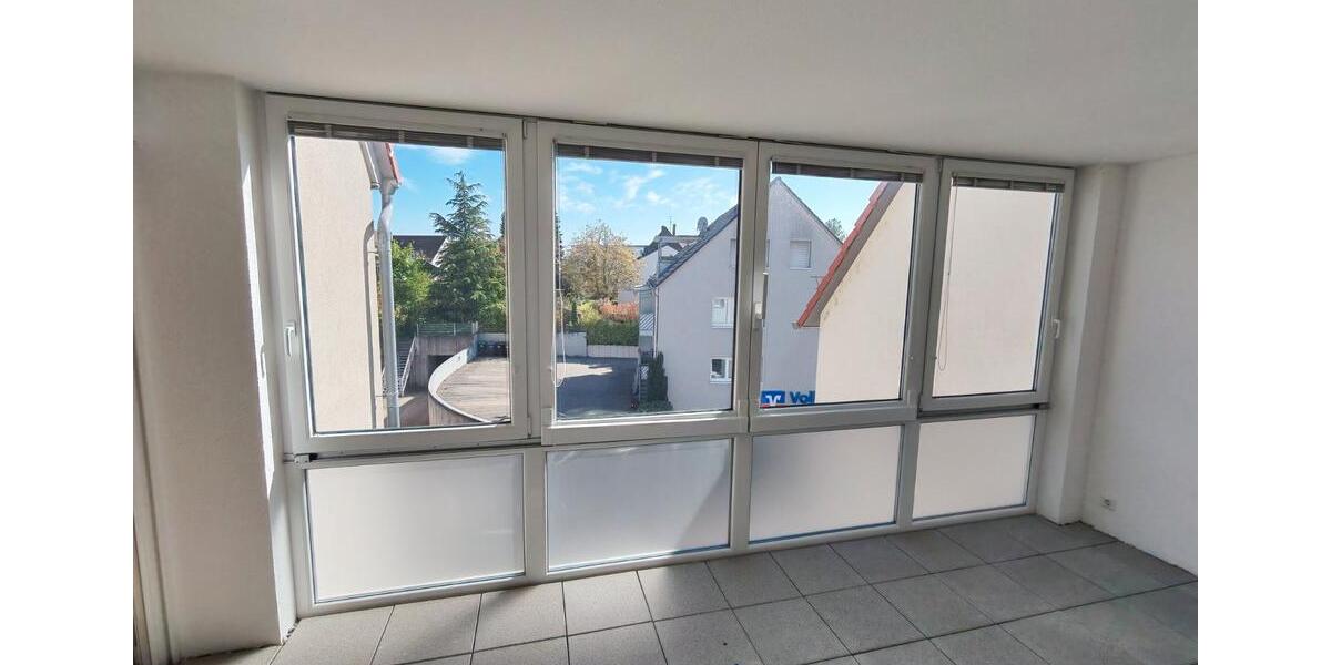 Etagenwohnung Esslingen am Neckar Hegensberg - 4 Zimmer, 90 m&sup2;, 1.270&euro; | Angebot:26477368