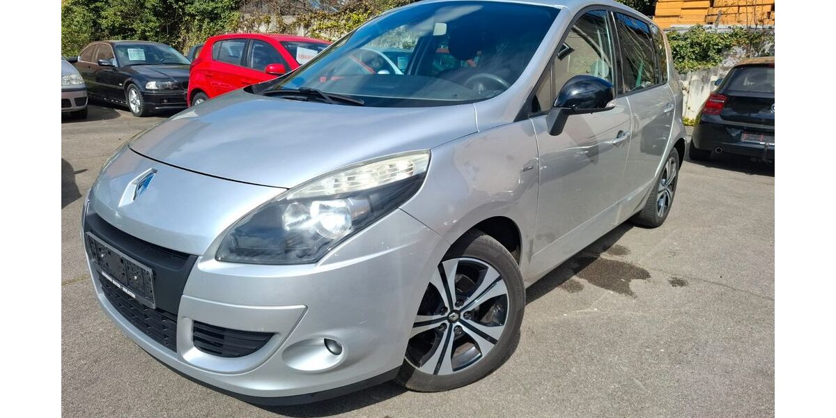 Renault Scenic 250.000 km 2.900 &euro; Stuttgart 70195