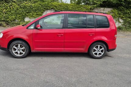 VW Touran 239.000 km 2.220 &euro; möglingen 71696
