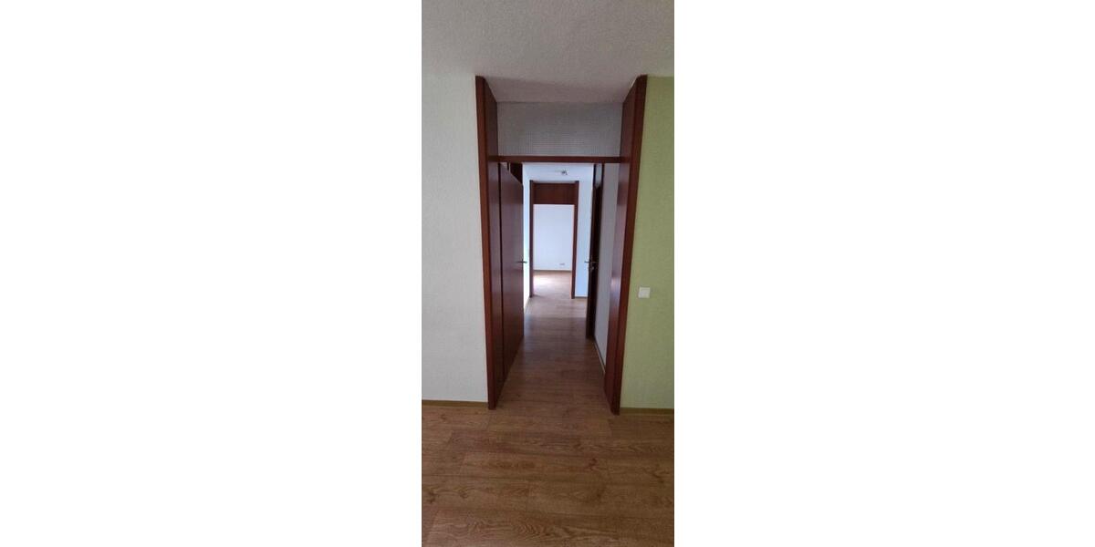 Erdgeschoßwohnung Sindelfingen Darmsheim - 4 Zimmer, 93 m&sup2;, 1.101&euro; | Angebot:26455611