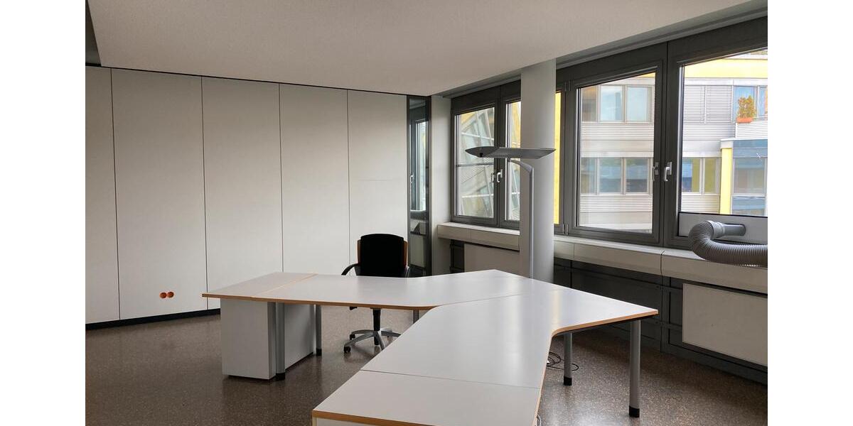245m² Büroflächen + TG-Stellplätze zimmer