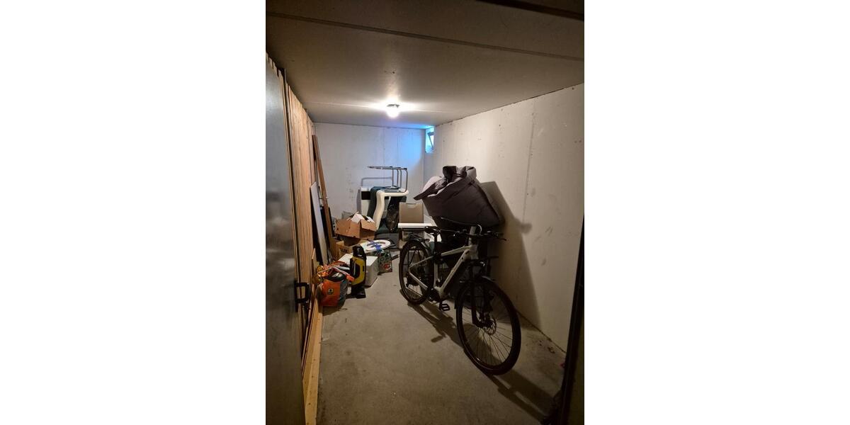 Dachgeschoßwohnung Fellbach Oeffingen - 2.5 Zimmer, 58 m&sup2;, 250.000&euro; | Angebot:24740194