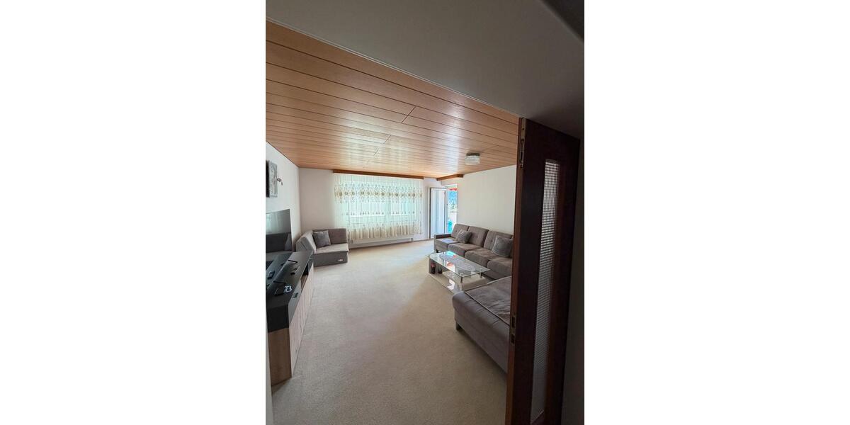 Etagenwohnung Wildberg - 3 Zimmer, 95 m&sup2;, 1.000&euro; | Angebot:26092496