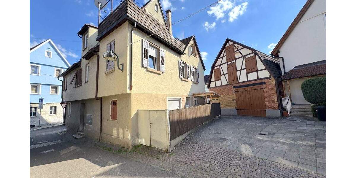 Mehrfamilienhaus, Wohnhaus Stuttgart Untertürkheim - 1 Zimmer, 317 m&sup2;, 695.000&euro; | Angebot:23968142