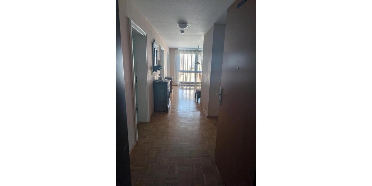 Dachgeschoßwohnung Nürtingen - 4 Zimmer, 107 m&sup2;, 495.000&euro; | Angebot:26794944