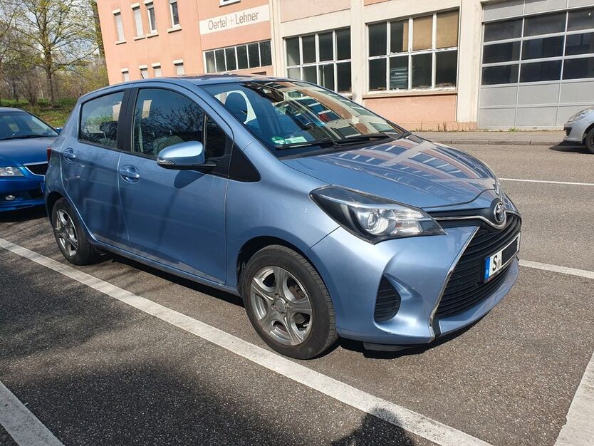 Toyota Yaris 83.950 km 9.750 € Stuttgart 70372
