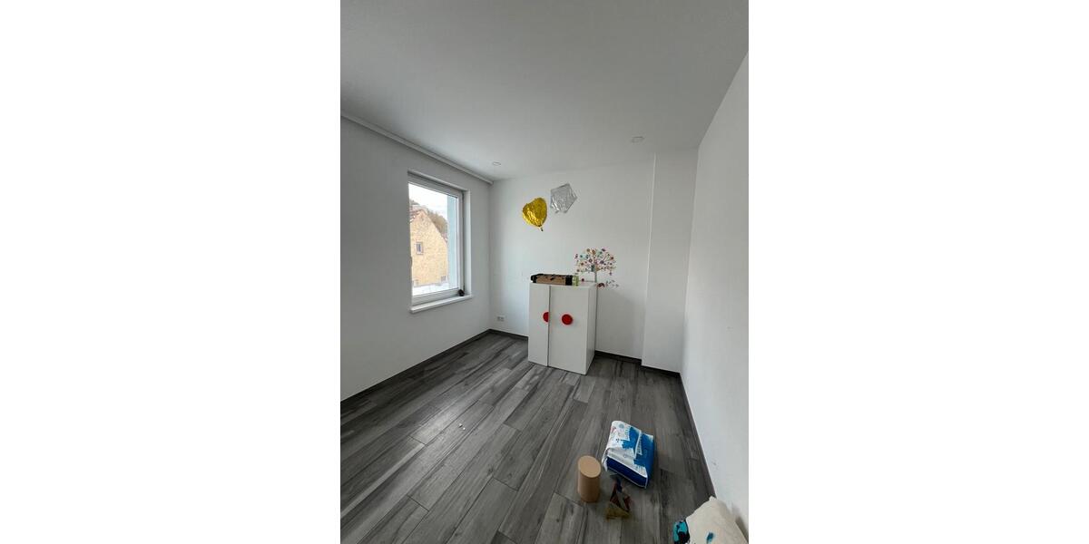 Dachgeschoßwohnung Pforzheim Büchenbronn - 3 Zimmer, 107 m&sup2;, 390.000&euro; | Angebot:24846780