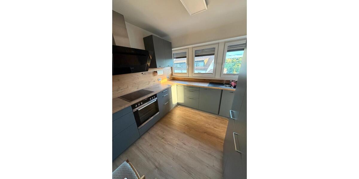 Etagenwohnung Denkendorf - 5 Zimmer, 120 m&sup2;, 1.500&euro; | Angebot:27553329