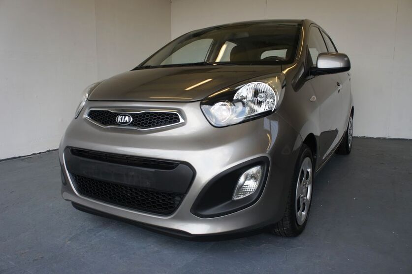 Kia Picanto 39.000 km 6.900 € Sindelfingen 71065