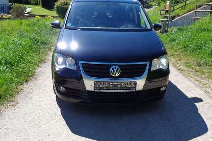 VW Touran 127.000 km 6.999 &euro; Reutlingen (Ohmenhausen)- Tel 01799296766 72770