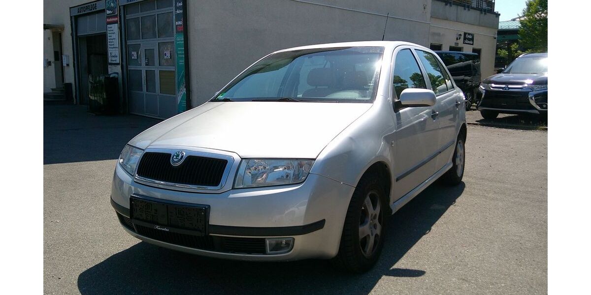 Skoda Fabia 107.000 km 2.740 &euro; Sindelfingen 71065