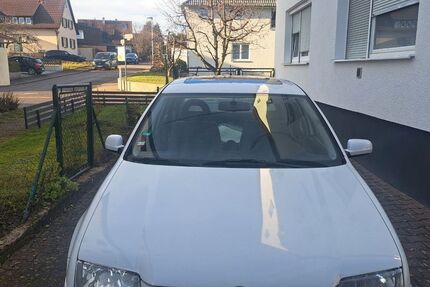 VW Bora 133.000 km 3.000 &euro; Böblingen 71034