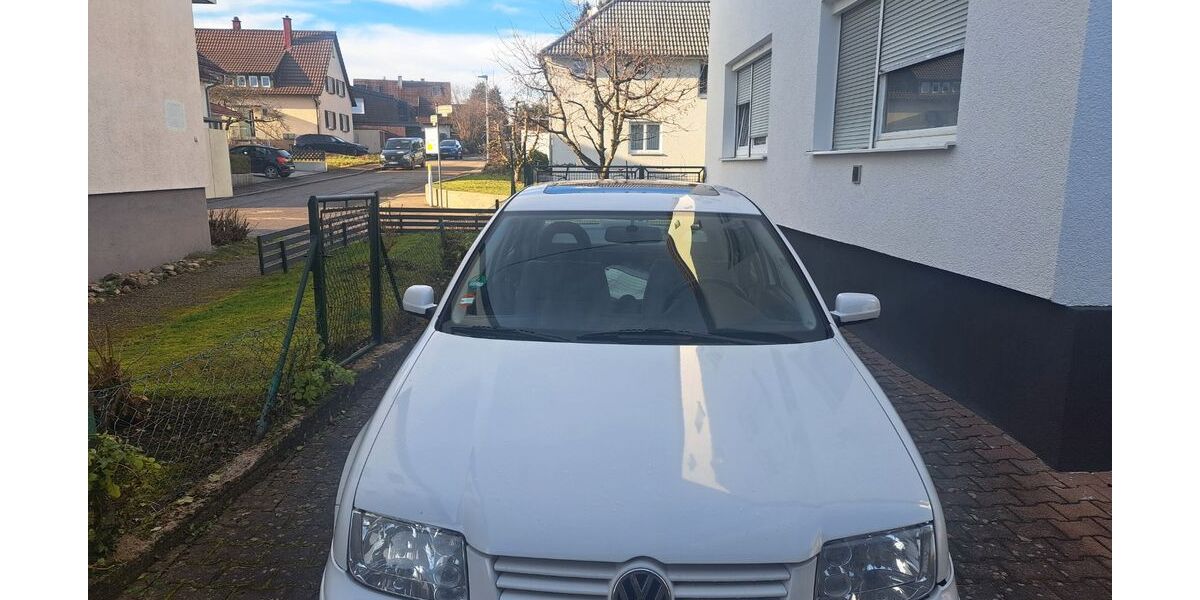 VW Bora 133.000 km 3.000 &euro; Böblingen 71034